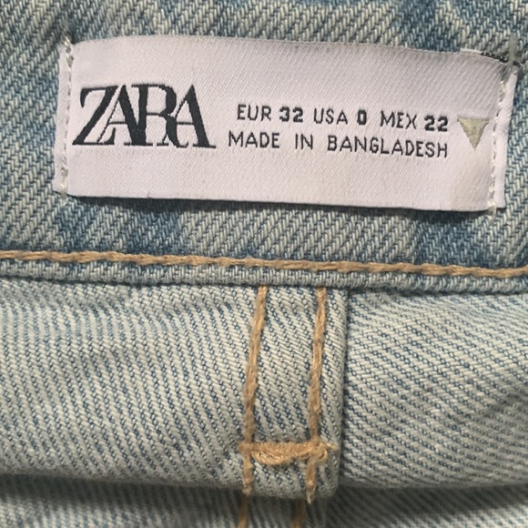Zara ripped jeans - Picture 2 of 2